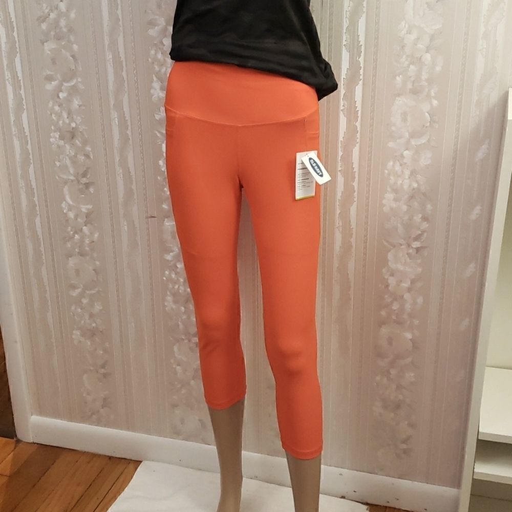 Old Navy Cropped Leggings 